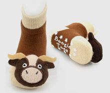Load image into Gallery viewer, Boogie toes kids bull socks