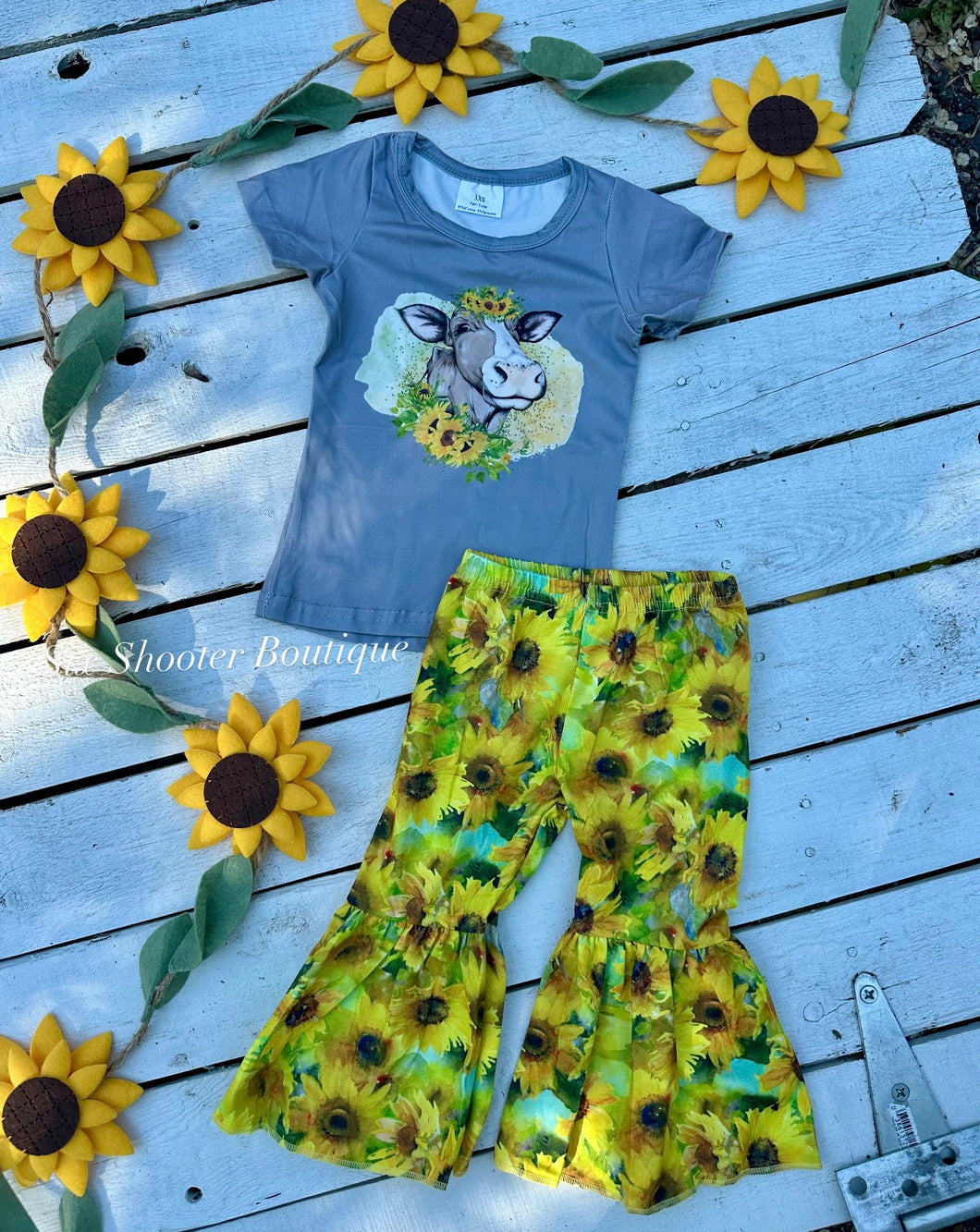 Sunflower cowgirl bell set