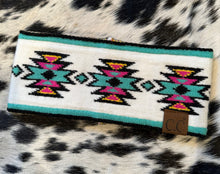 Load image into Gallery viewer, White Aztec c.c headband