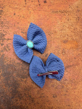 Load image into Gallery viewer, Blue and turquoise piggy hair bows