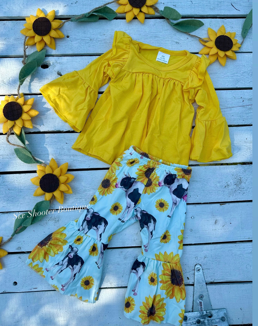Sunflower cow bell set