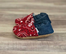 Load image into Gallery viewer, Red paisley denim print baby moccasins