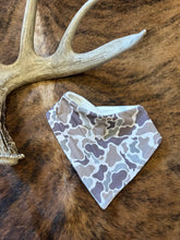 Load image into Gallery viewer, Camo baby drool bandanna