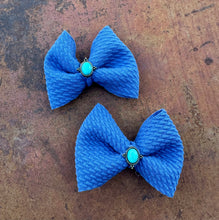 Load image into Gallery viewer, Blue and turquoise baby piggy bow hair clips