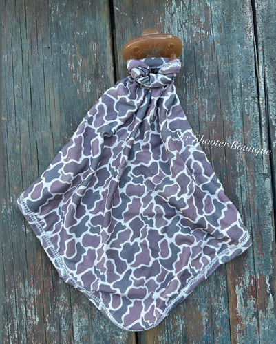 Camo paci bamboo baby lovey