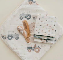 Load image into Gallery viewer, Farmhouse tractor hooded towel cloth set