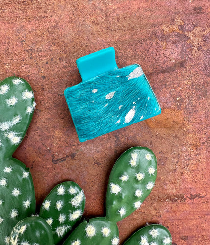 Turquoise acid wash hide mini claw clip