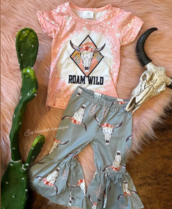 Roam wild bell set