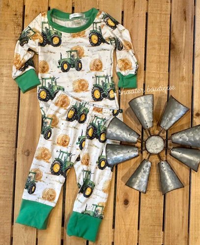 Tractor kids pj set (sale)