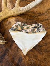 Load image into Gallery viewer, Duck camo baby drool bandanna
