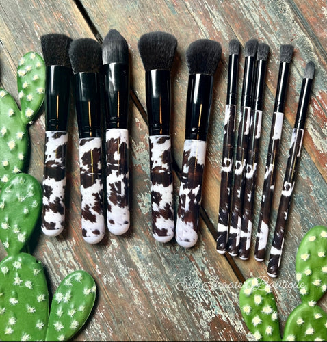 Cowprint make up brush set