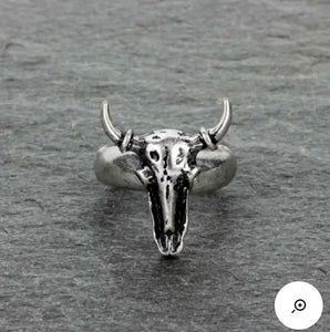 Cowskull ring
