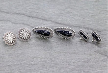 Load image into Gallery viewer, Black and silver earring set