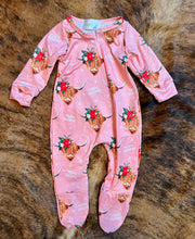 Load image into Gallery viewer, Mooey Christmas pink highlander baby footed sleeper