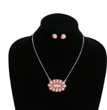 Load image into Gallery viewer, Pink cluster necklace