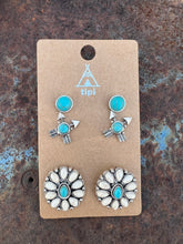 Load image into Gallery viewer, Turquoise and silver cluster boho earrings