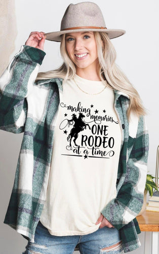 Making memories one rodeo at a time tee