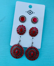 Load image into Gallery viewer, Red earrings