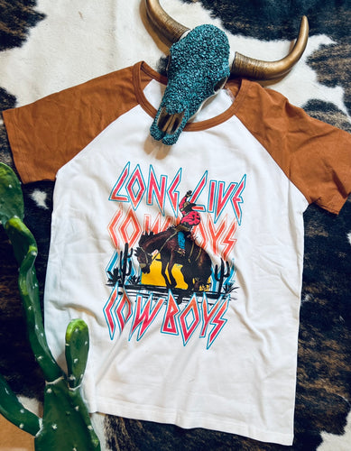 Long live cowboys rust sleeve tee