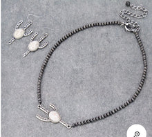 Load image into Gallery viewer, Natural white cactus necklace