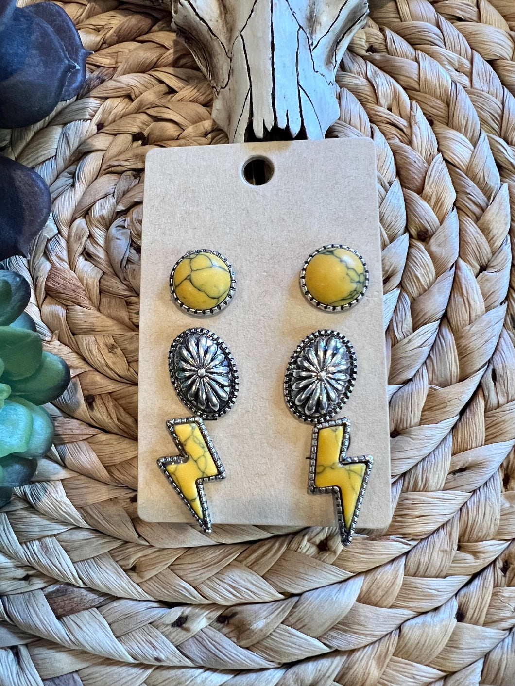 Yellow bolt earring set