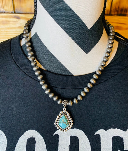 Natural turquoise simple necklace