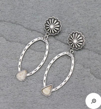 Load image into Gallery viewer, Natural white stone earrings