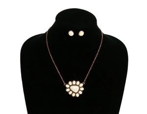 White cluster necklace