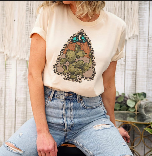 Cactus arrowhead tee