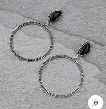 Load image into Gallery viewer, Black boho earrings