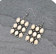 Load image into Gallery viewer, White cluster earrings